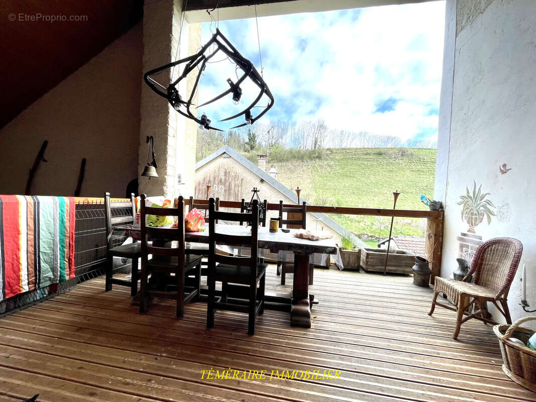 Appartement à SIROD