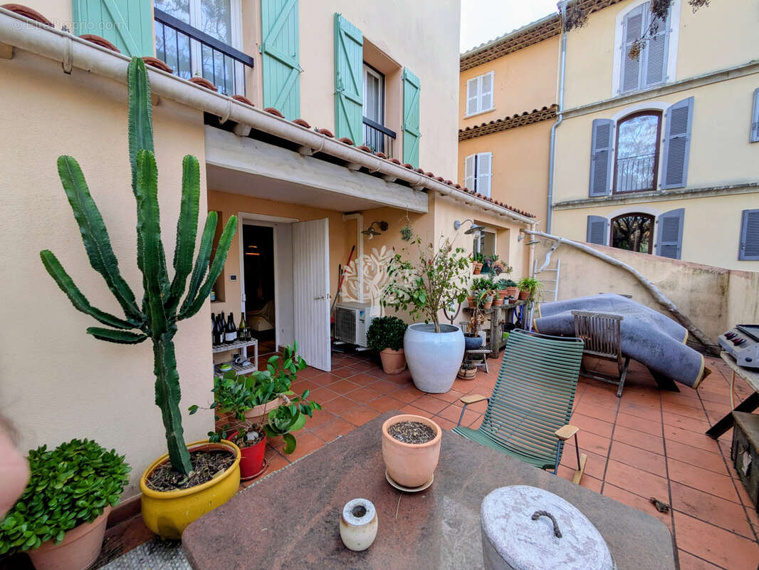 Appartement à SANARY-SUR-MER