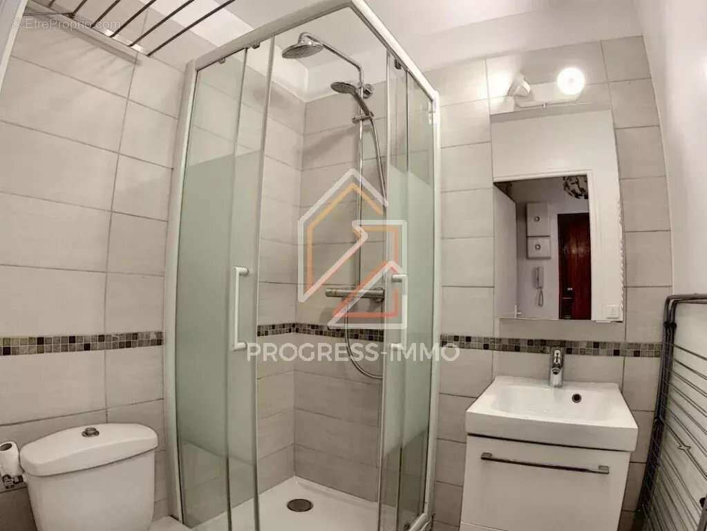 Appartement à SAINT-MAUR-DES-FOSSES