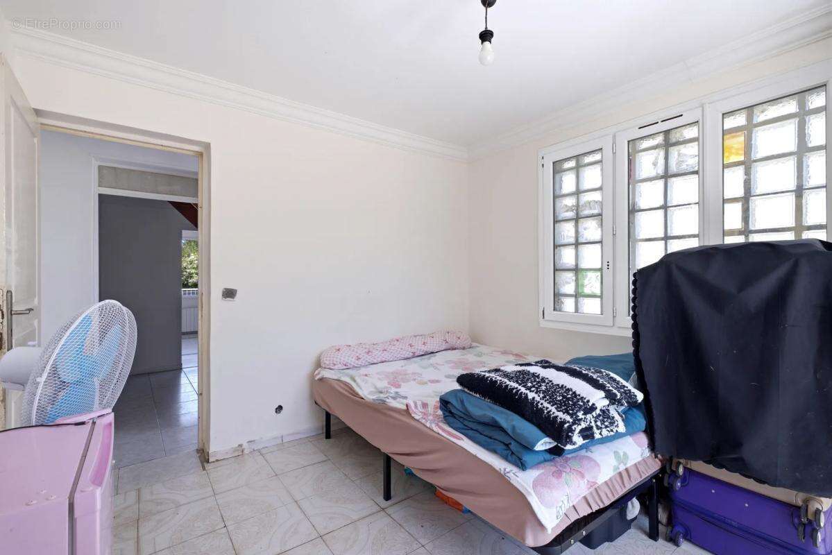 Maison de 6 pièces de 149 m² à Villepinte - photo 13