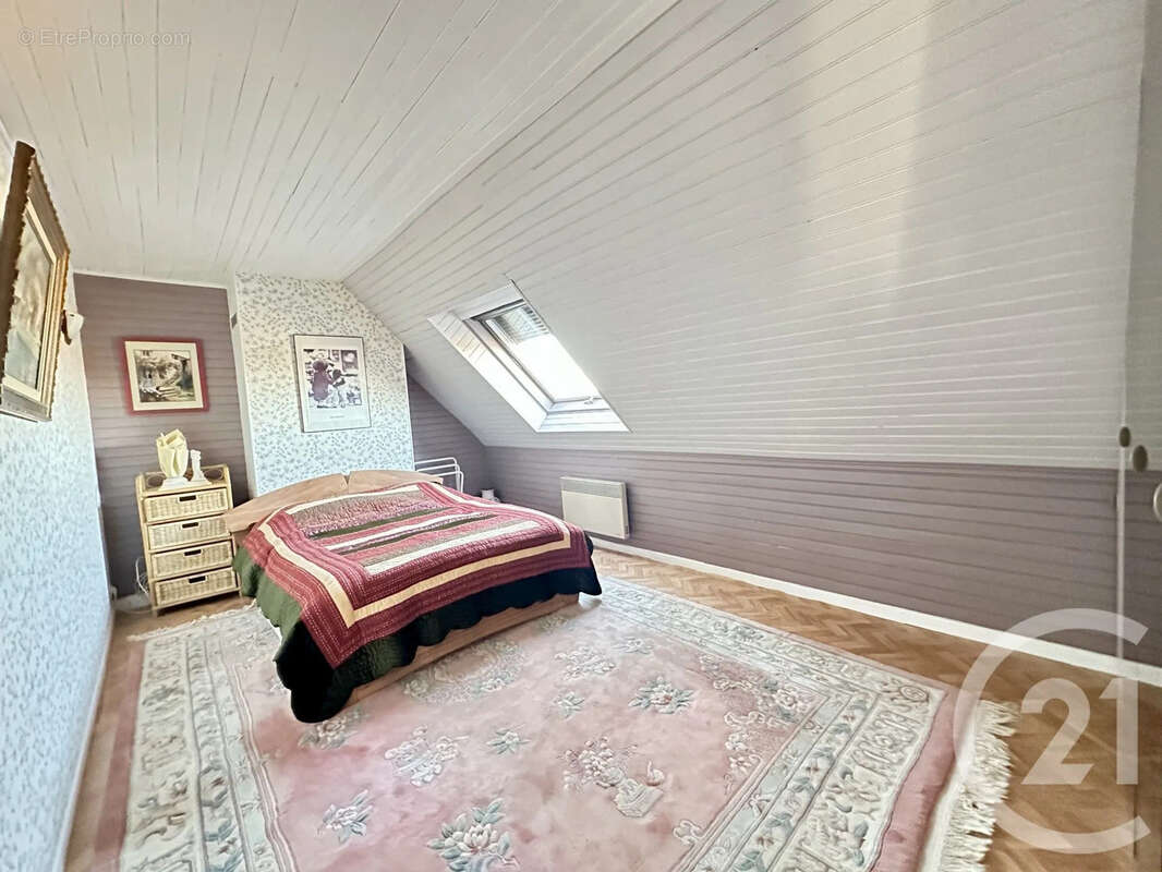 Maison à BROU