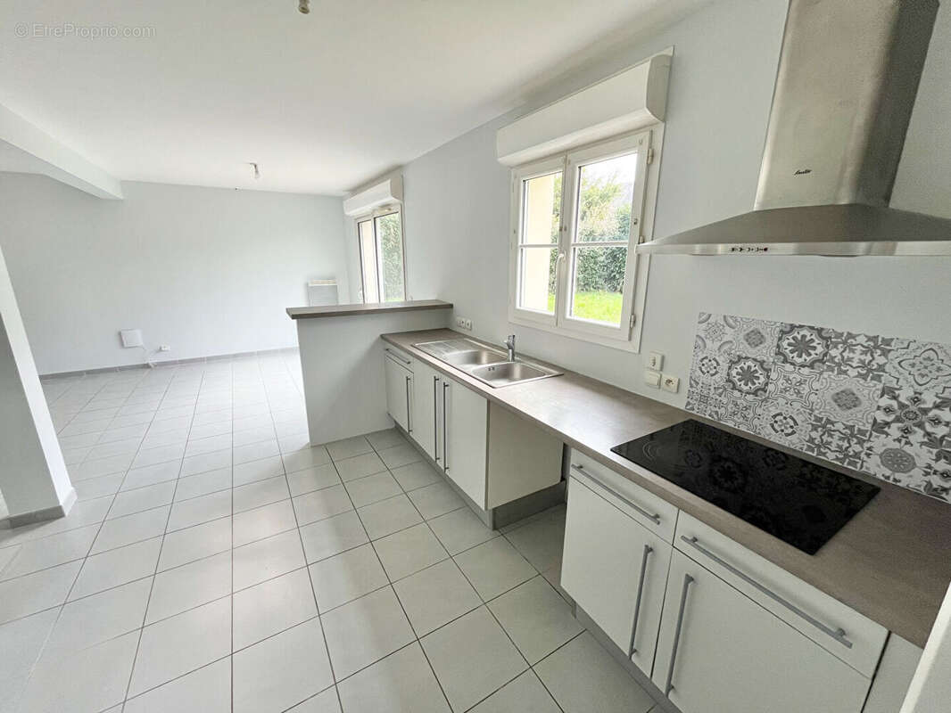 Maison à NOTRE-DAME-D&#039;OE