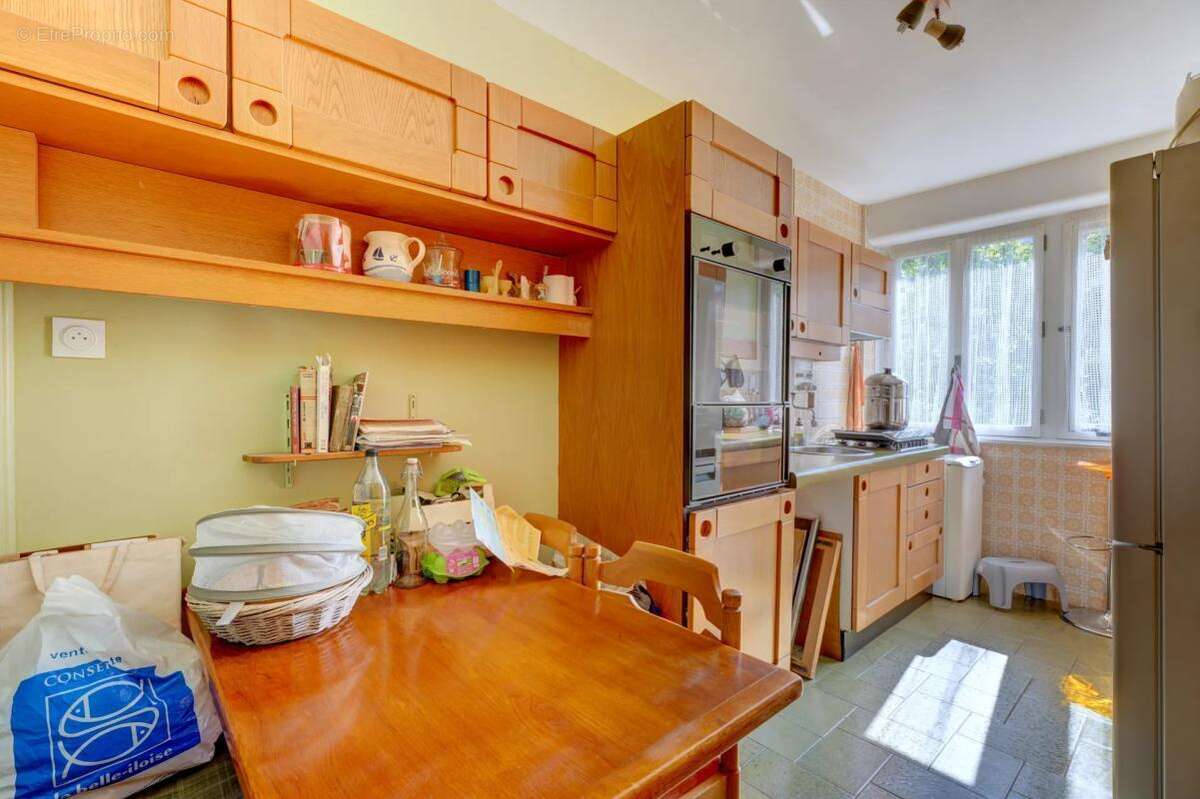 Appartement à LYON-6E