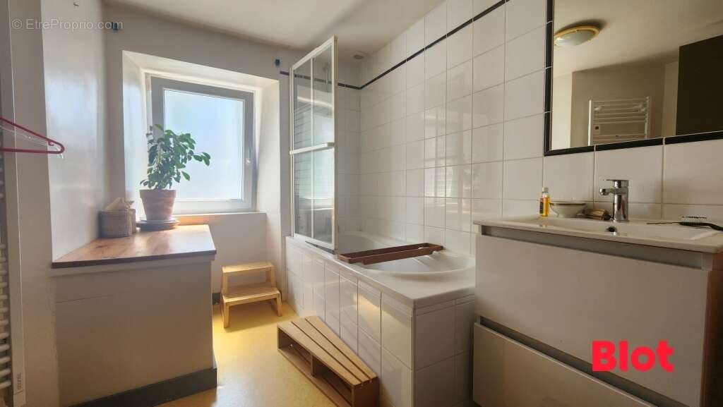Maison 84 m² à Dinan  - photo 8