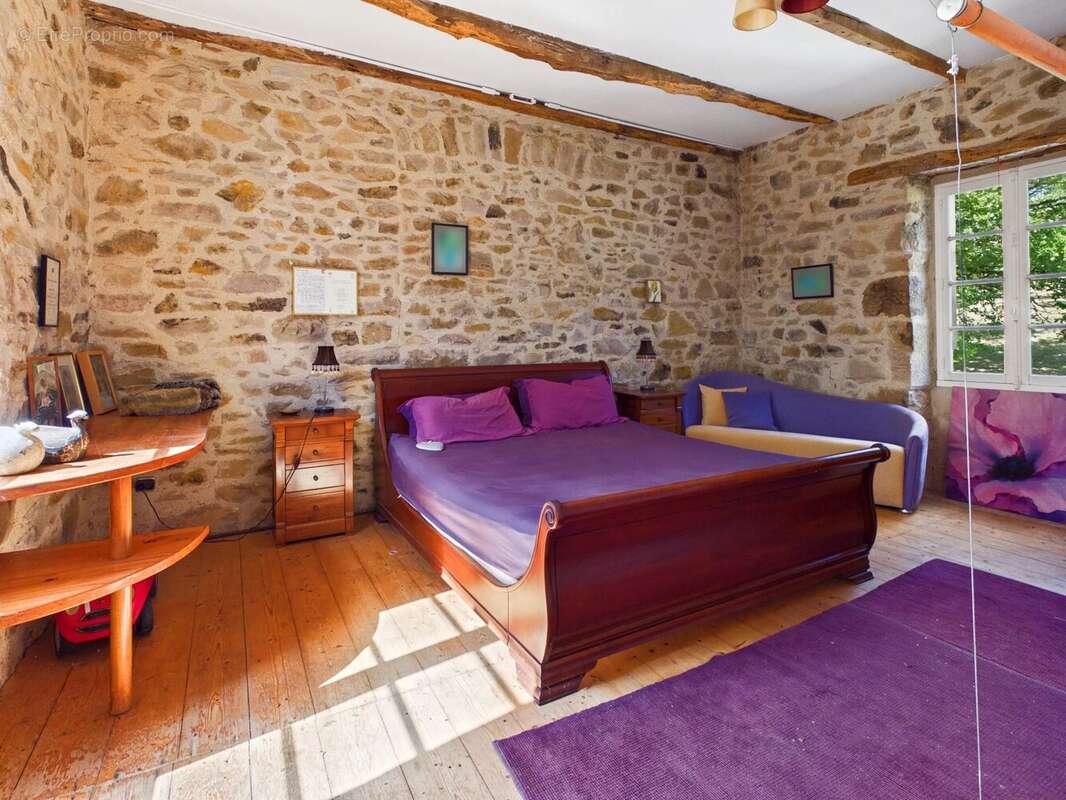 École restaurée du Quercy à couper le souffle près de Najac, avec gîte spacieux et piscine - photo 10