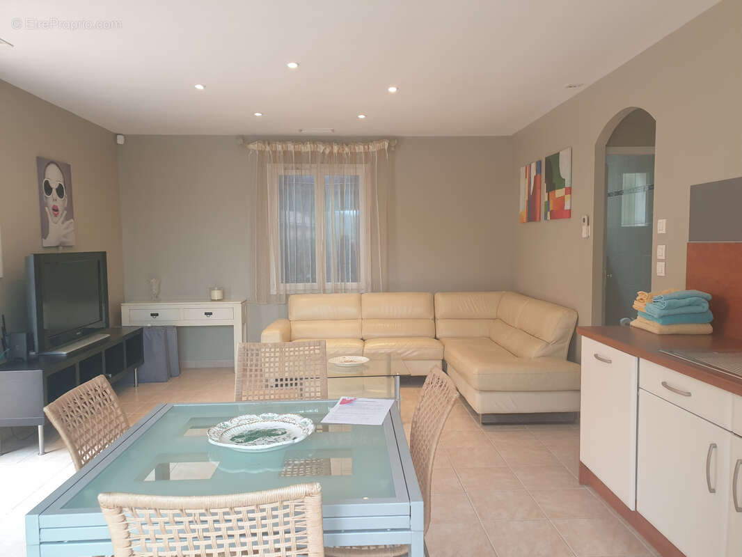 Maison à CEBAZAN