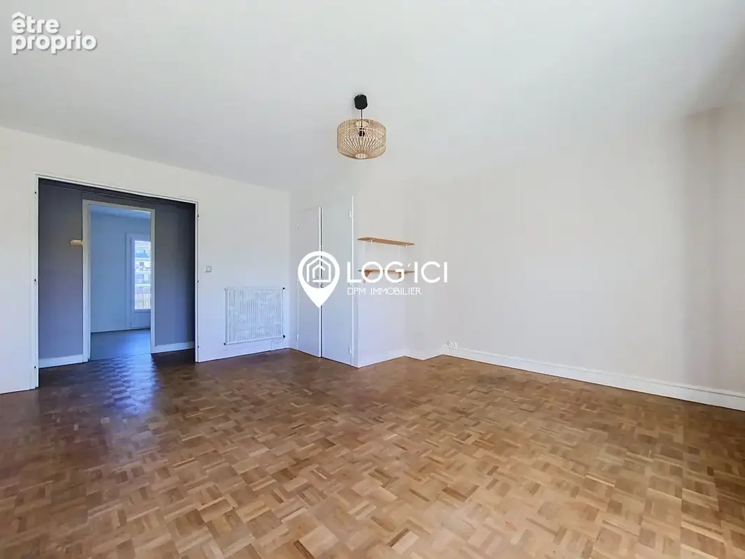 Appartement T3 rénové à deux pas de l'hyper-centre de Pau ! - photo 3
