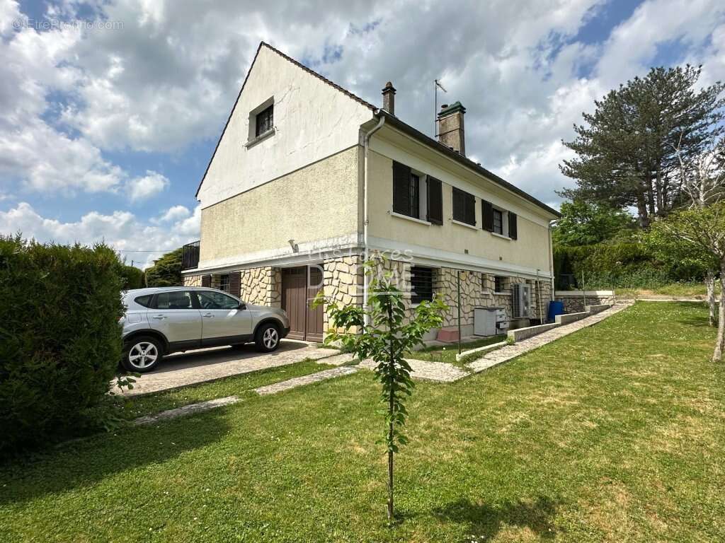 Maison à LA FERTE-GAUCHER
