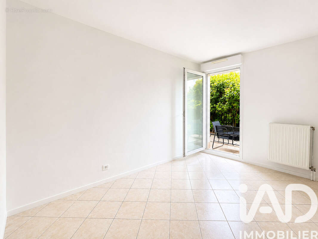 Photo 7 - Appartement à SAINTE-GENEVIEVE-DES-BOIS