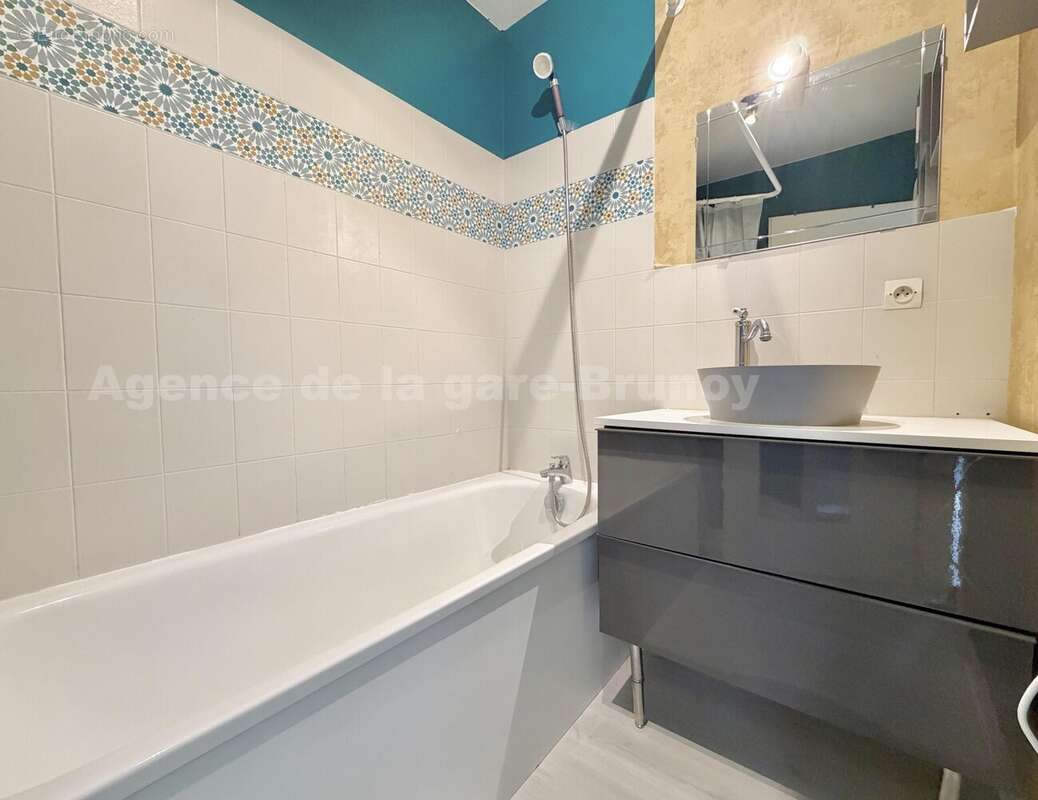 IMG_0404 - Appartement à BOUSSY-SAINT-ANTOINE