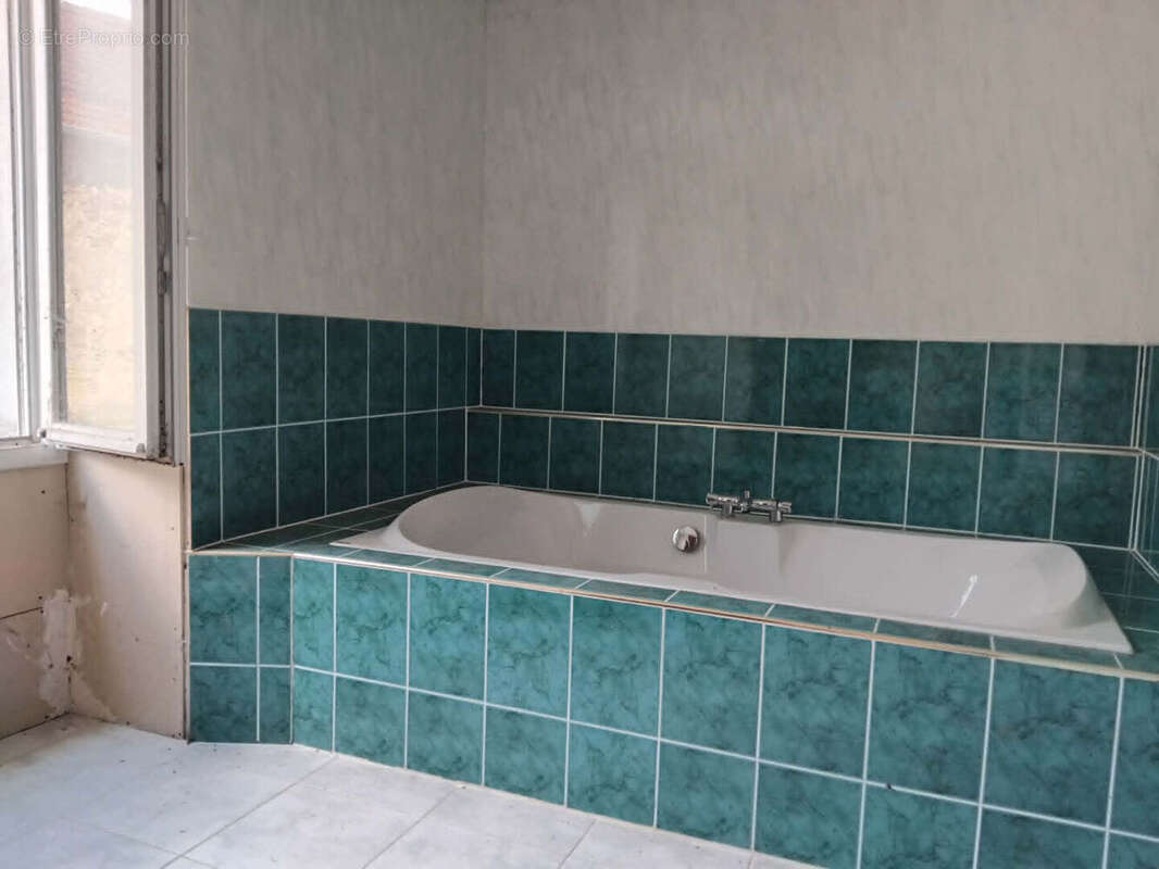 Maison à rénover à Parnoy en Bassigny - 3 pièces, 91 m² sur 1090 m² de terrain - photo 4