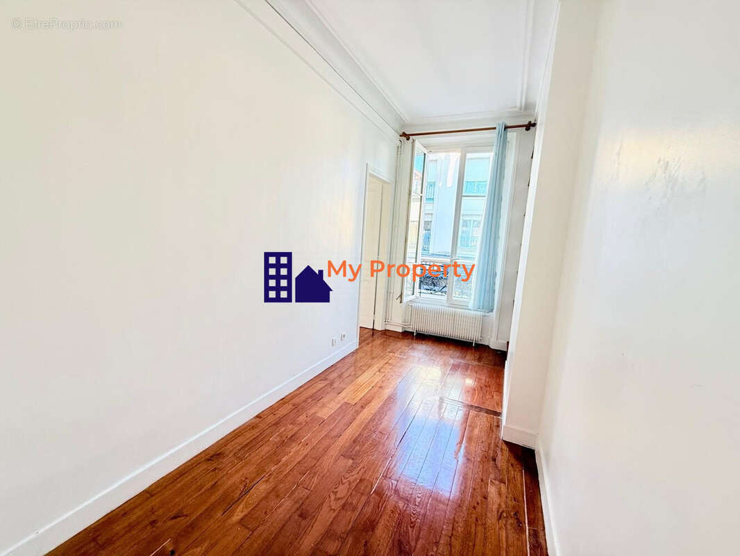 Appartement à HOUILLES