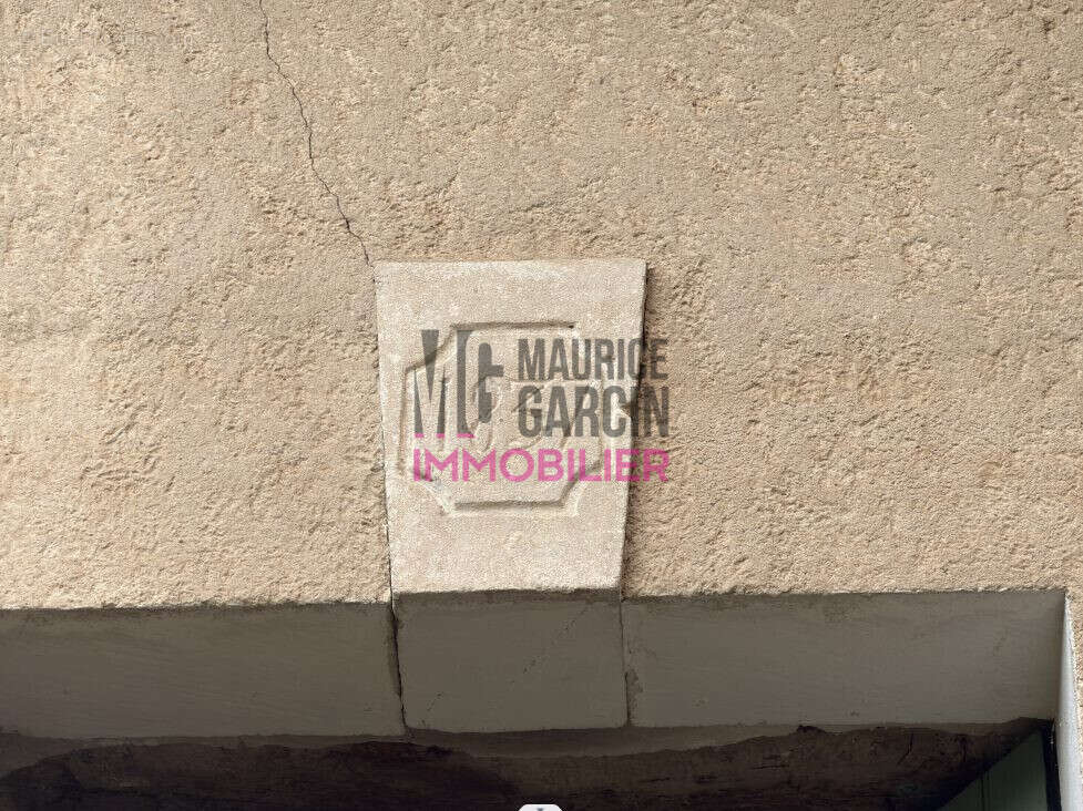 Maison à CHATEAURENARD