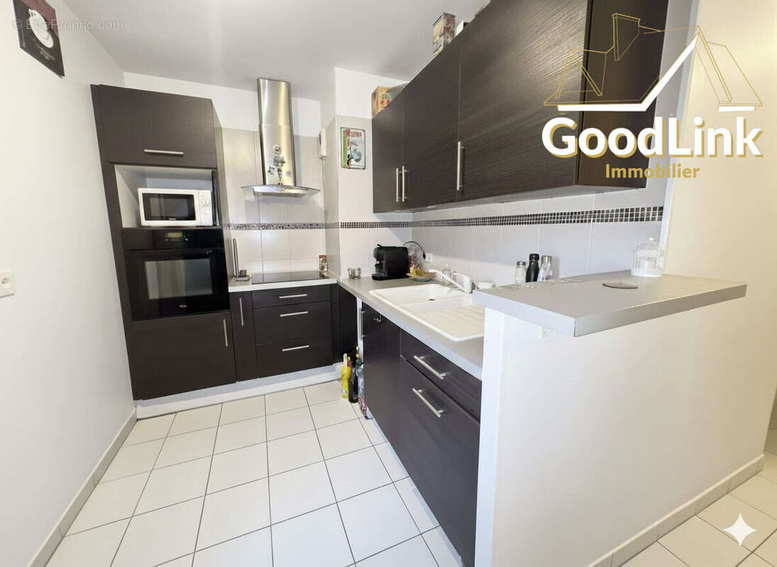 Appartement à CORBEIL-ESSONNES