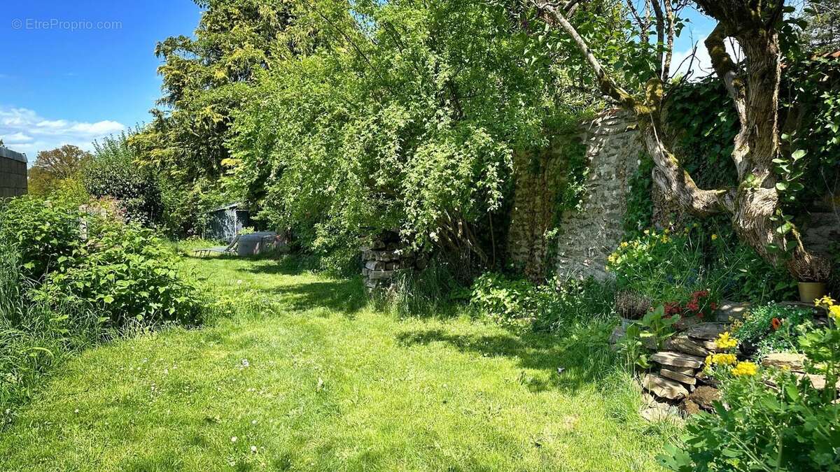 Maison à GENOUILLAC