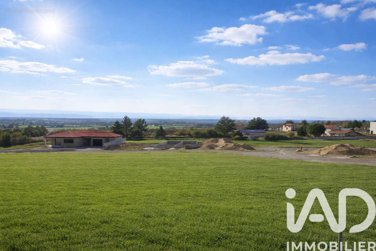 Photo 2 - Terrain à CIVENS