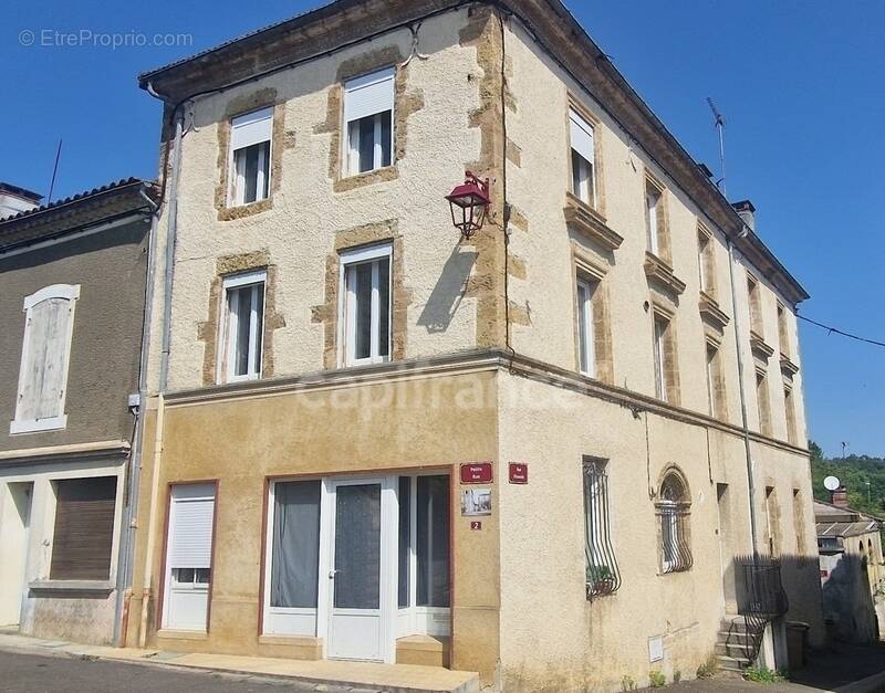 Appartement à ESTANG