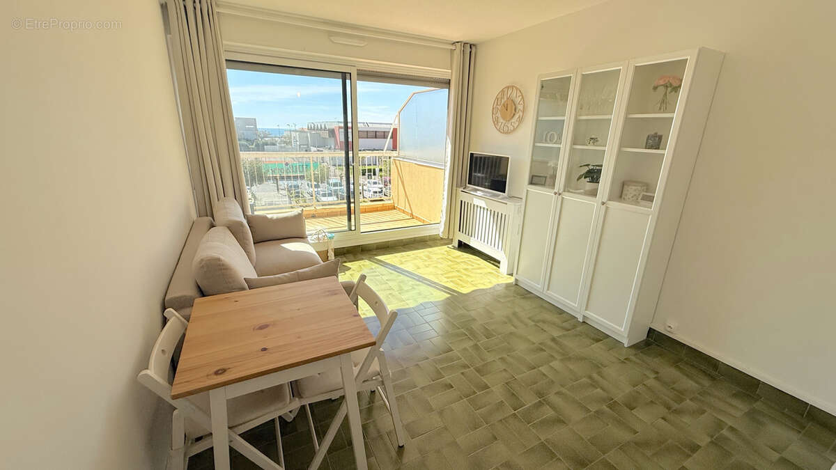 Appartement à CANDILLARGUES