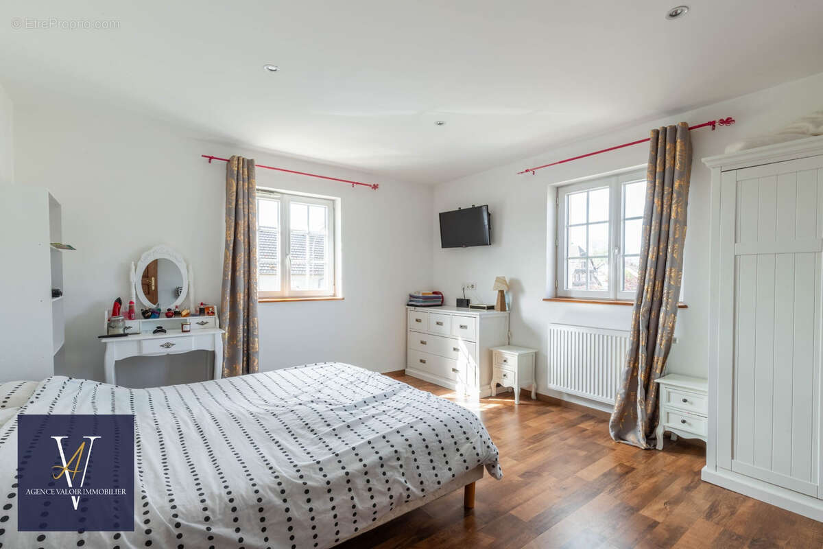 HAGENBACH - Maison de maître - 306 m2 - photo 16