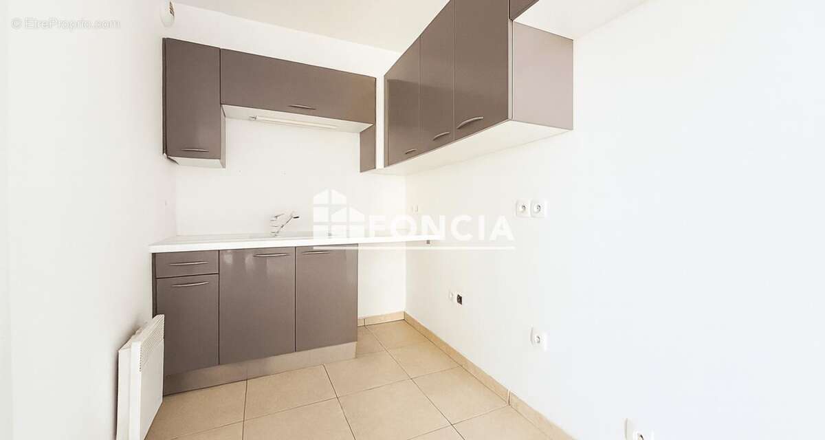 Appartement à COULOMMIERS