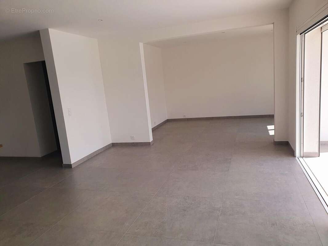 Photo 6 - Maison à SAINT-RAPHAEL