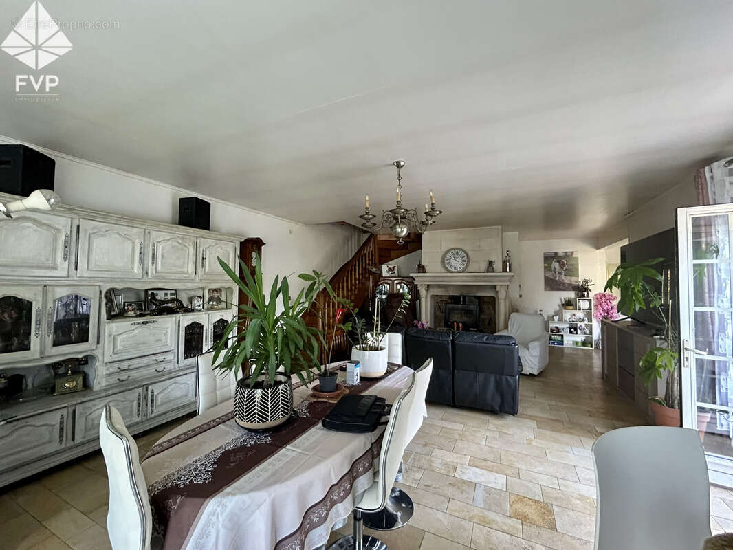 Maison à CANY-BARVILLE