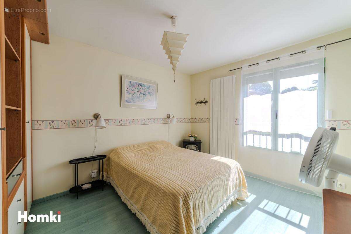 Superbe villa  de 195 m2 avec piscine - photo 16