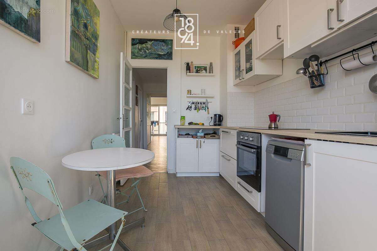 Appartement à MARSEILLE-8E