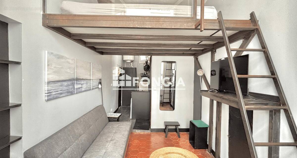 Appartement à PARIS-2E
