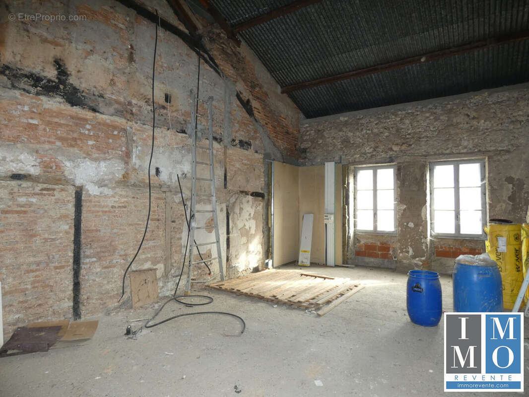 Appartement à SAINT-MARTIN-D&#039;AUXIGNY