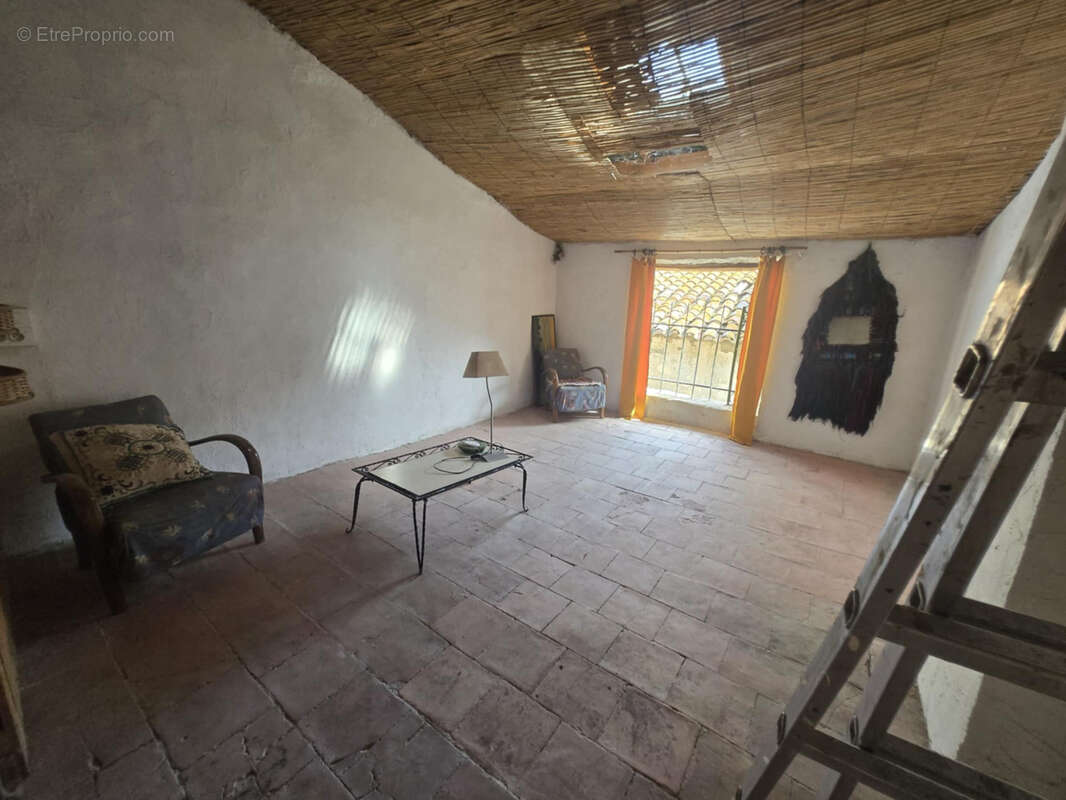 Maison à COURSAN