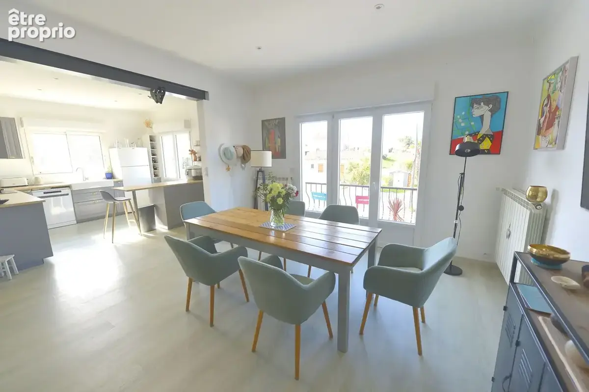 Maison 120 m² à Saint-Georges-De-Didonne  - photo 3