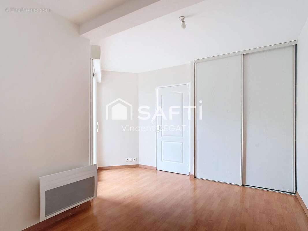 Photo 7 - Appartement à MONTEREAU-FAULT-YONNE