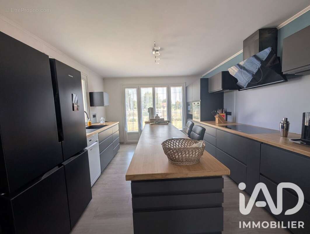 Maison 148 m² à Martres-Tolosane  - photo 3