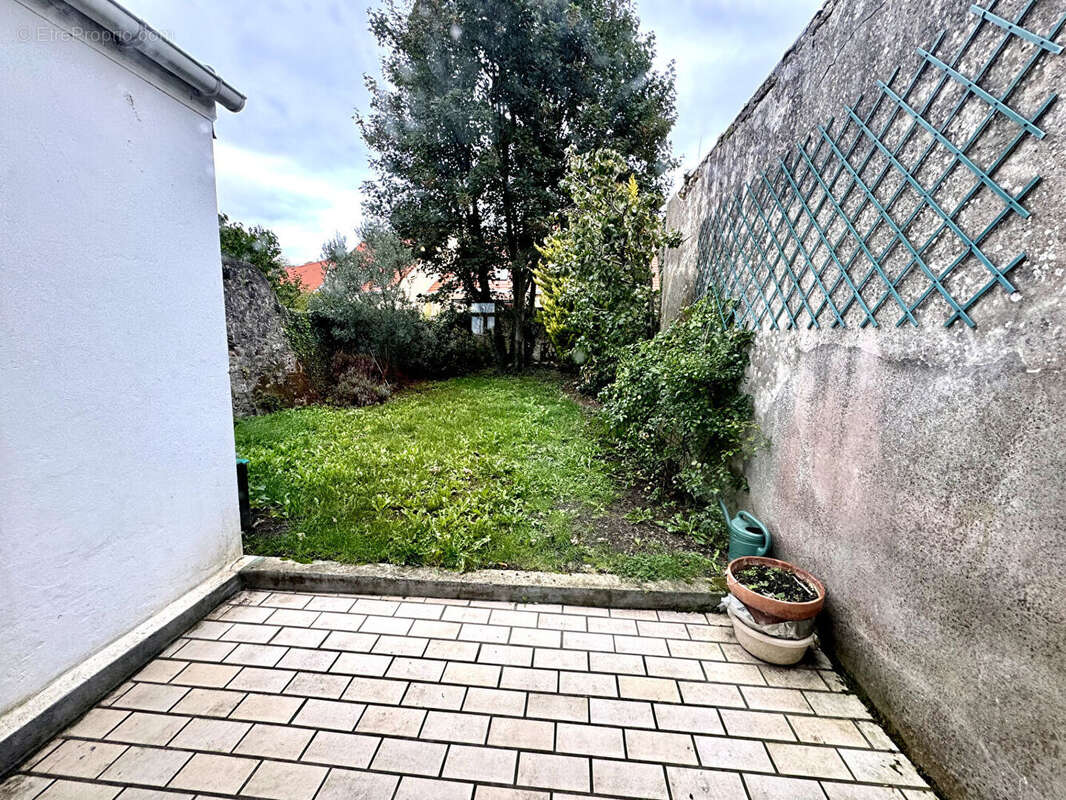 Maison à SAINT-MARTIN-BOULOGNE