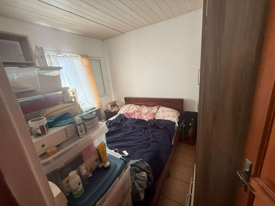 Maison en vente à Saint-Denis secteur Bellepierre, à deux pas du CHU ! - photo 11