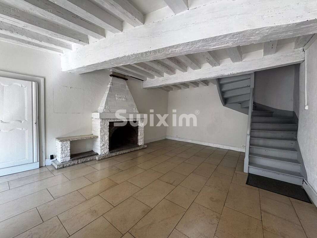 Maison de ville de caractère – 113 m² – Hyper centre avec terrasse - photo 11
