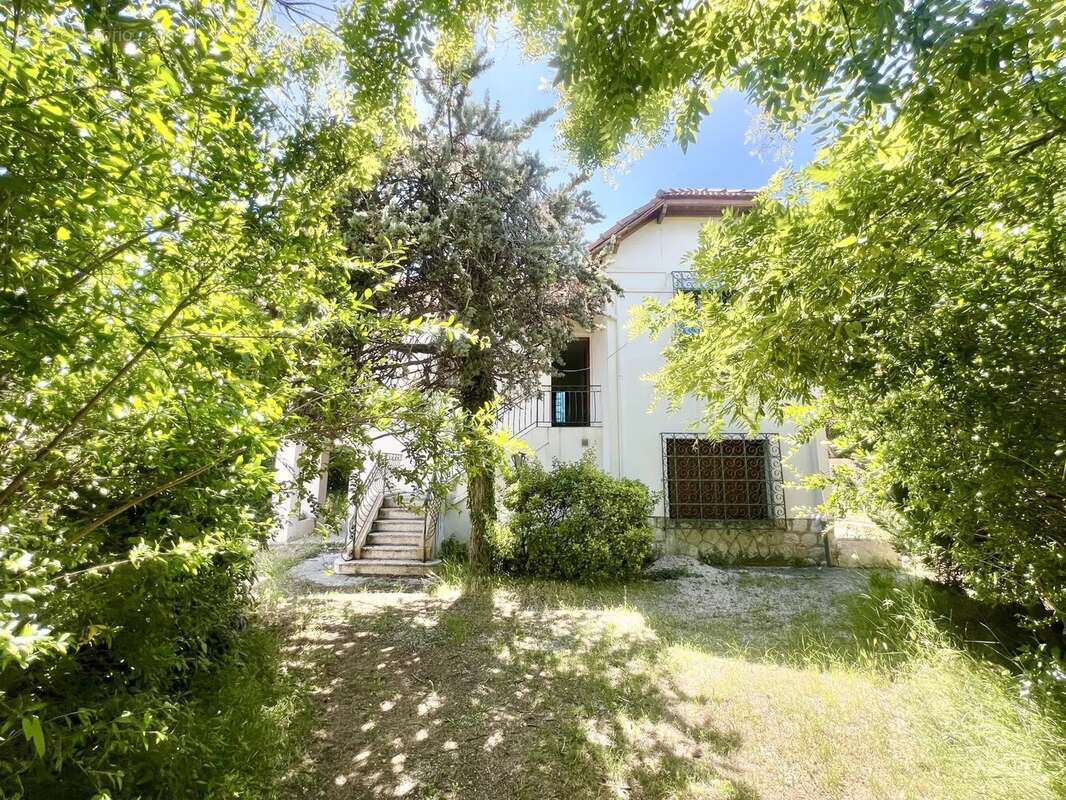 Maison à MARSEILLE-11E