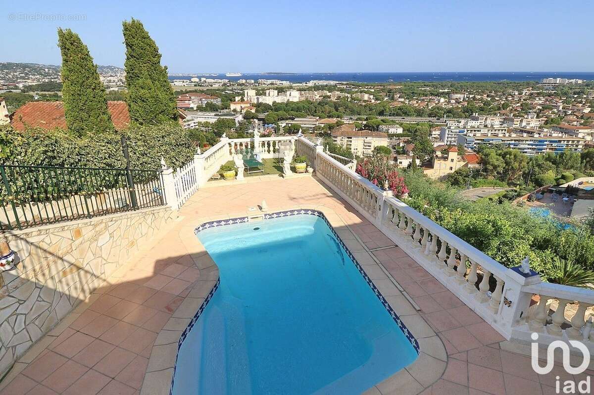 Photo 3 - Maison à MANDELIEU-LA-NAPOULE