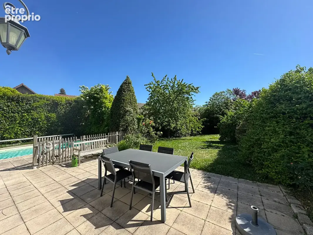 Maison Feucherolles 7 pièce(s) 205.43 m2 - photo 2