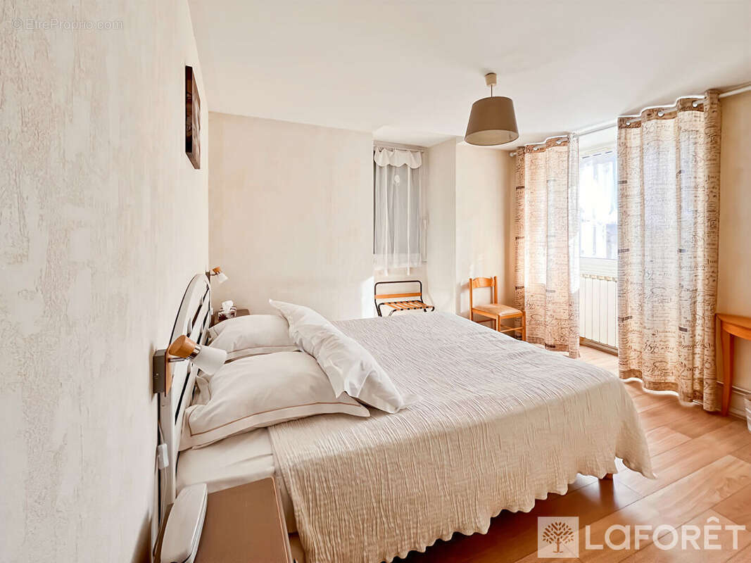 Maison l'Ile Bouchard 6 pièce(s) 70 m2 - photo 5