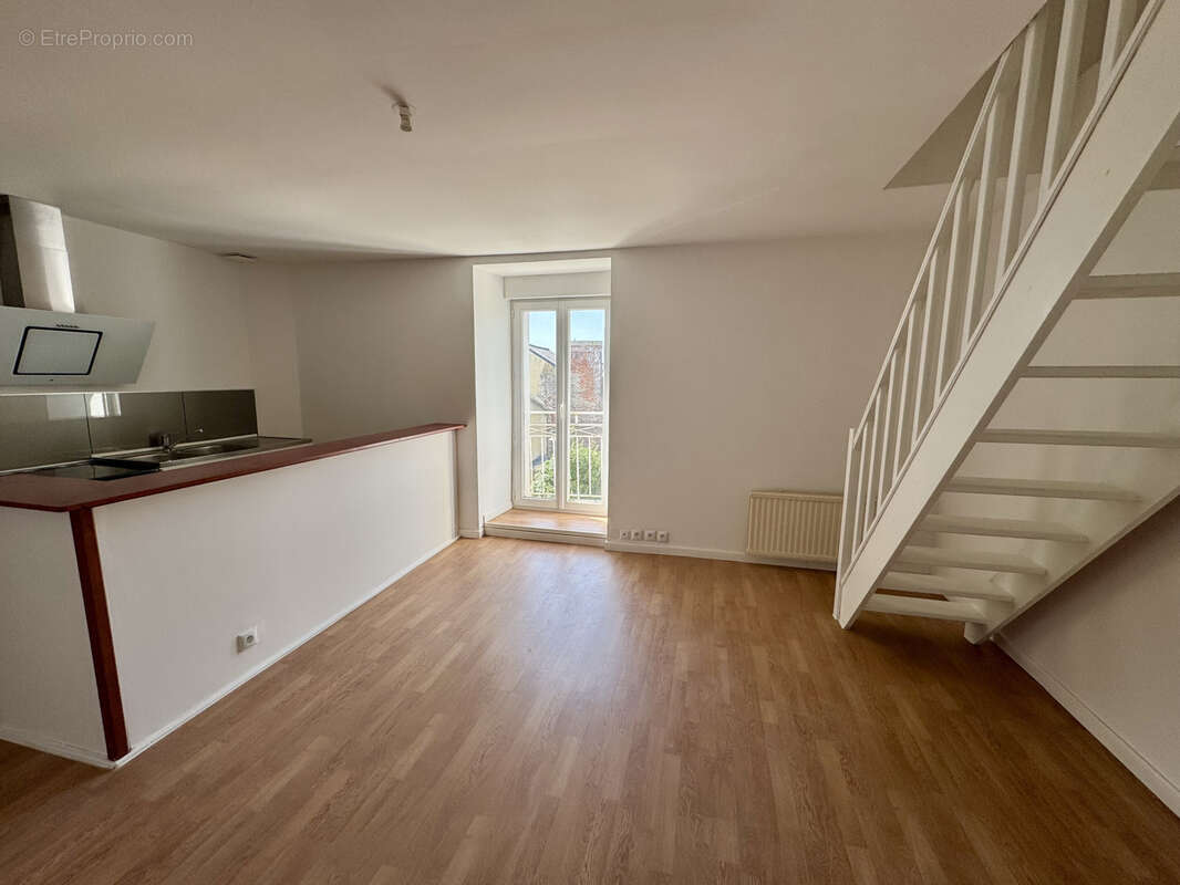Appartement à JANZE