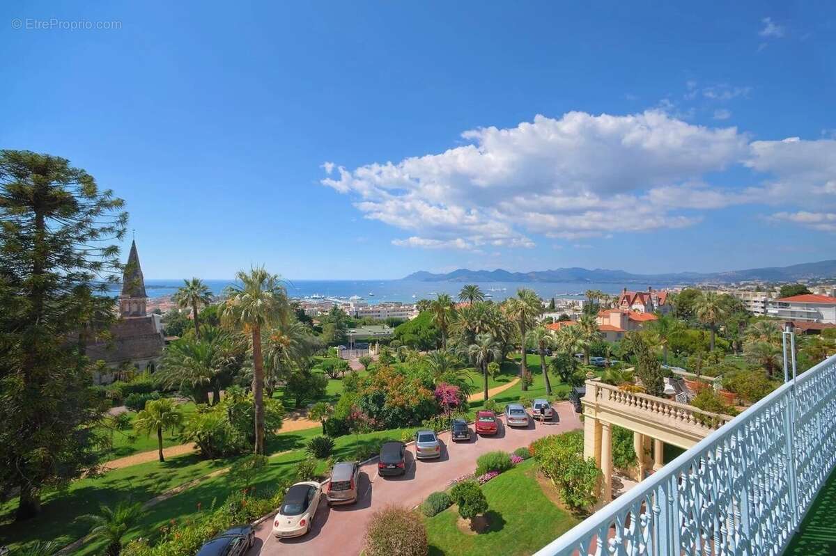 Appartement à CANNES