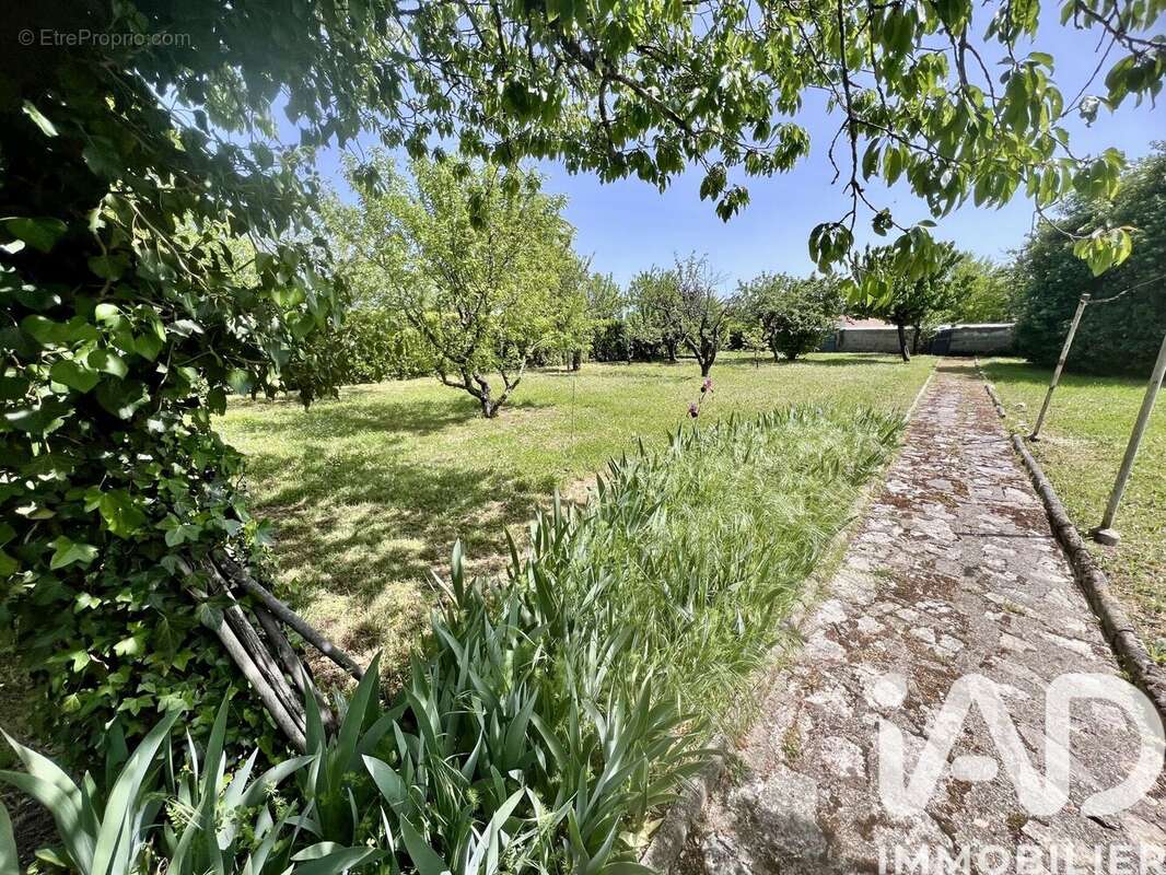 Maison 80 m² à Fleac  - photo 6