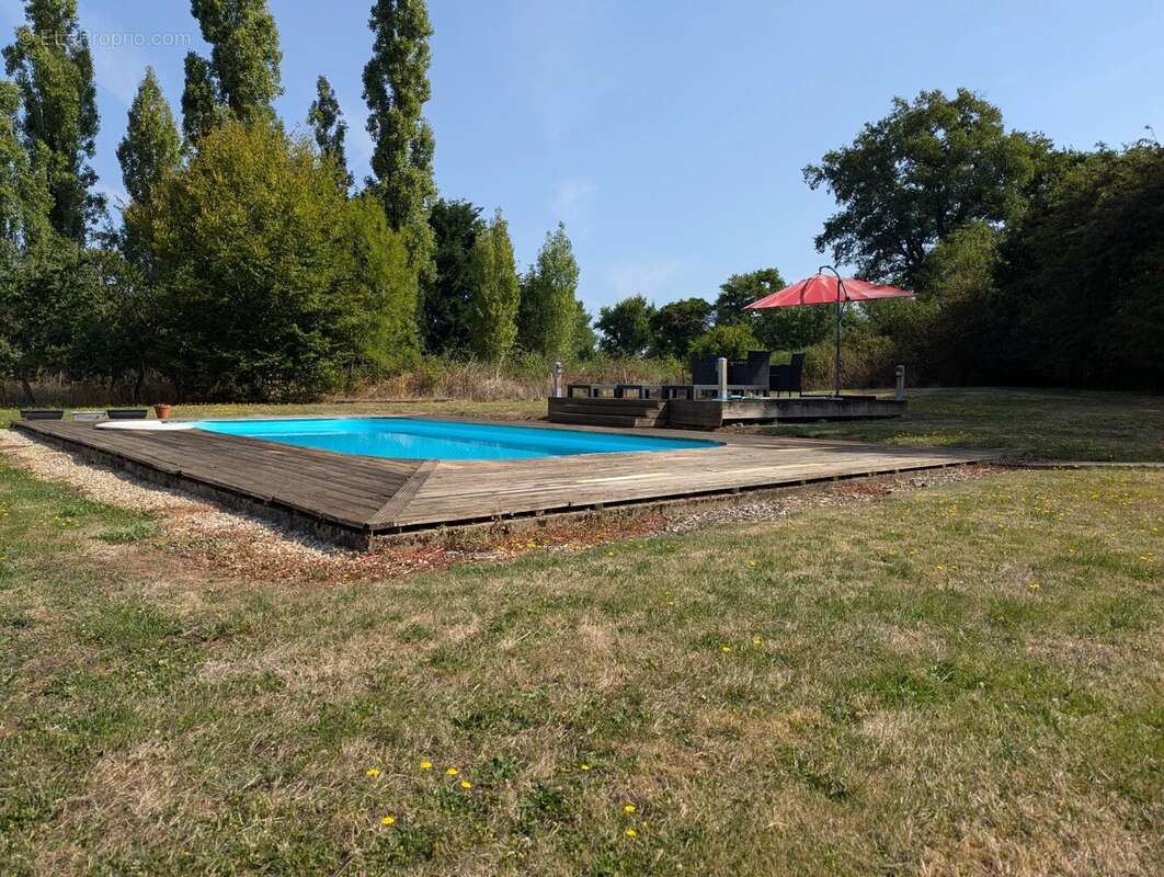 Charmante propriété familiale avec piscine dans la Vienne - photo 19