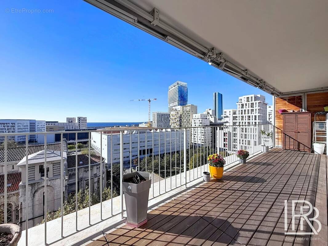 Appartement à MARSEILLE-2E