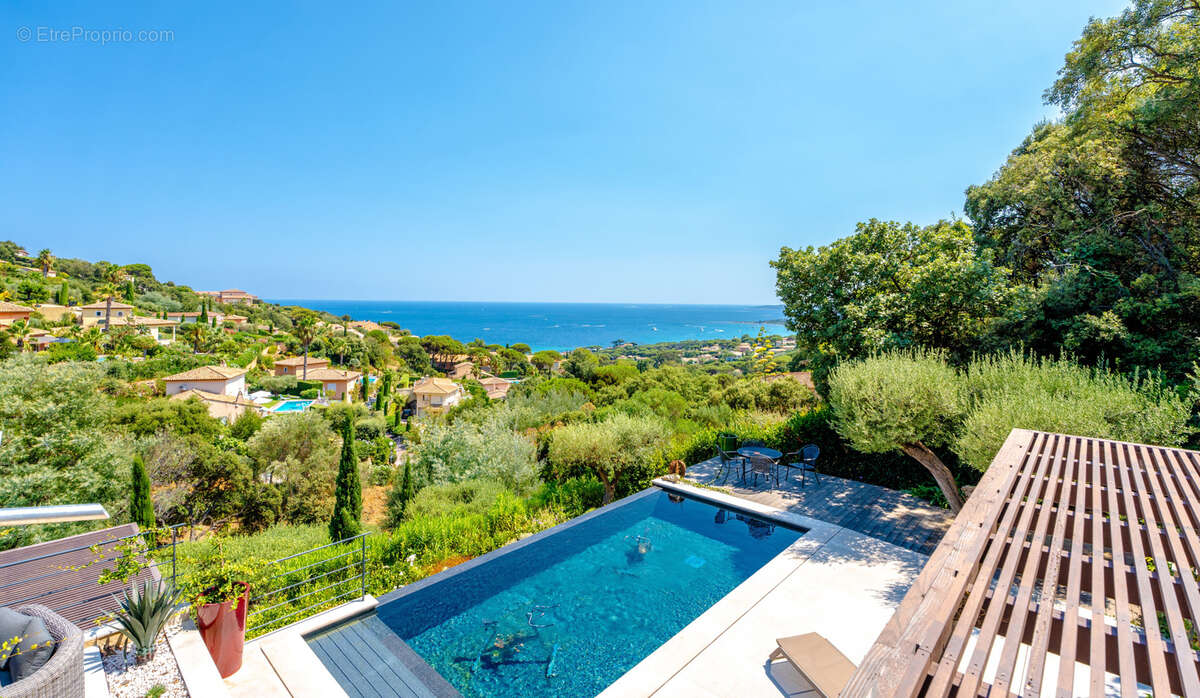 Domaine de la Nartelle villa de prestige avec piscine et vue mer dominante - photo 23