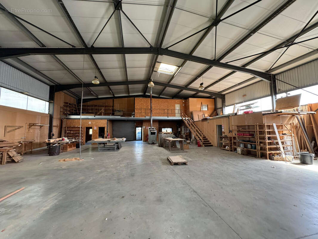 Commerce à FREJEVILLE