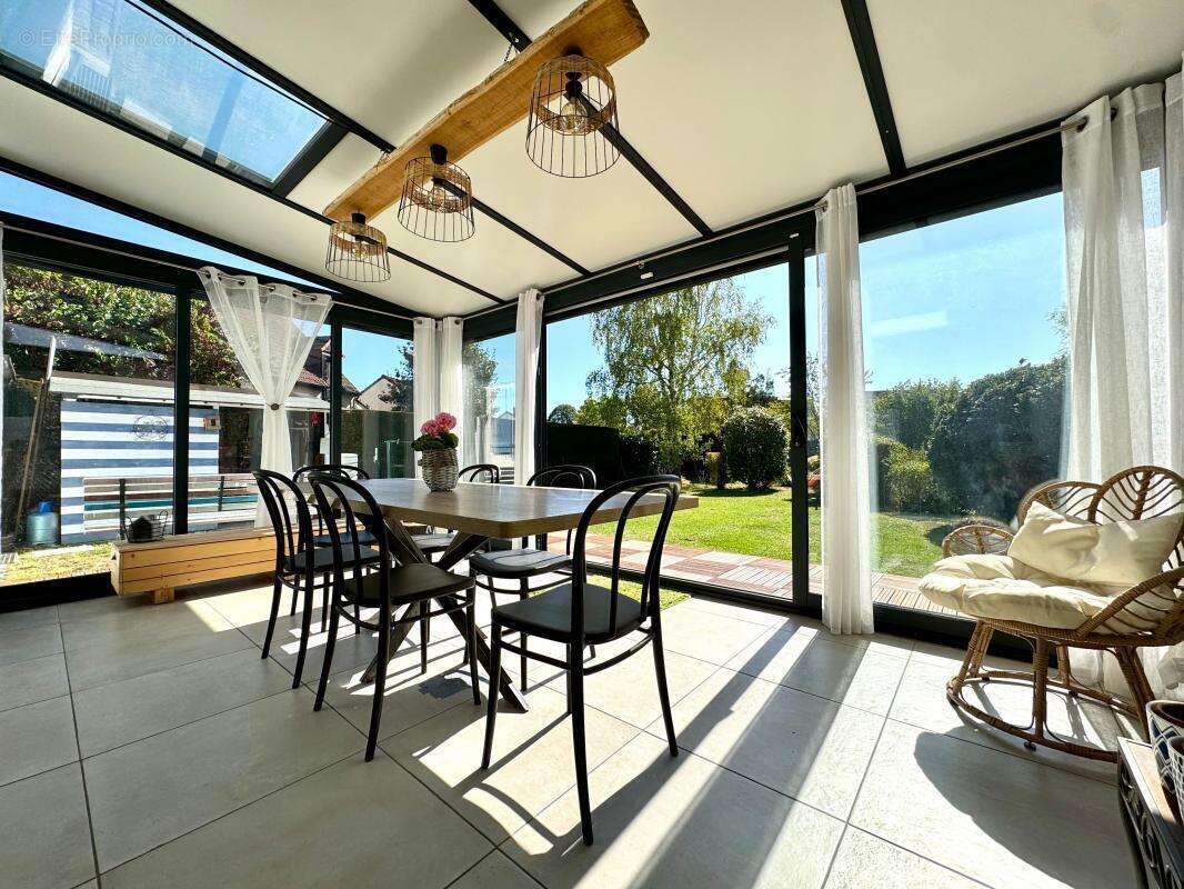 Maison à MAROLLES-EN-HUREPOIX