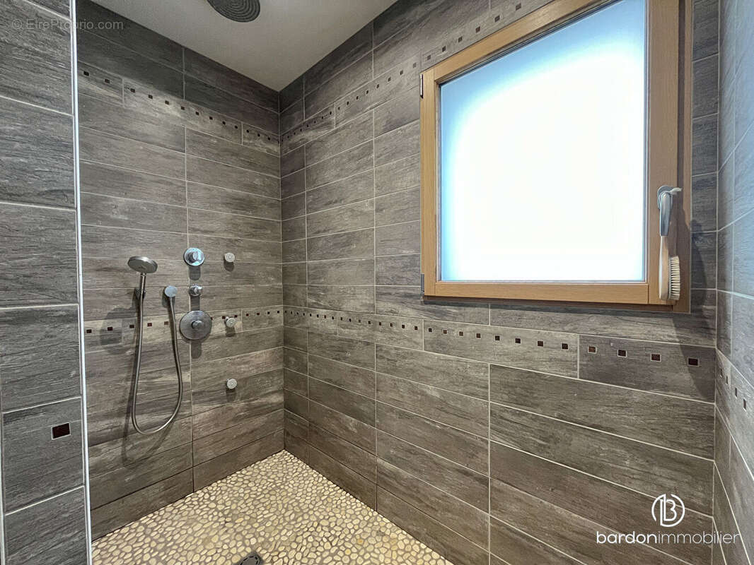 Maison à SAINT-GERVAIS